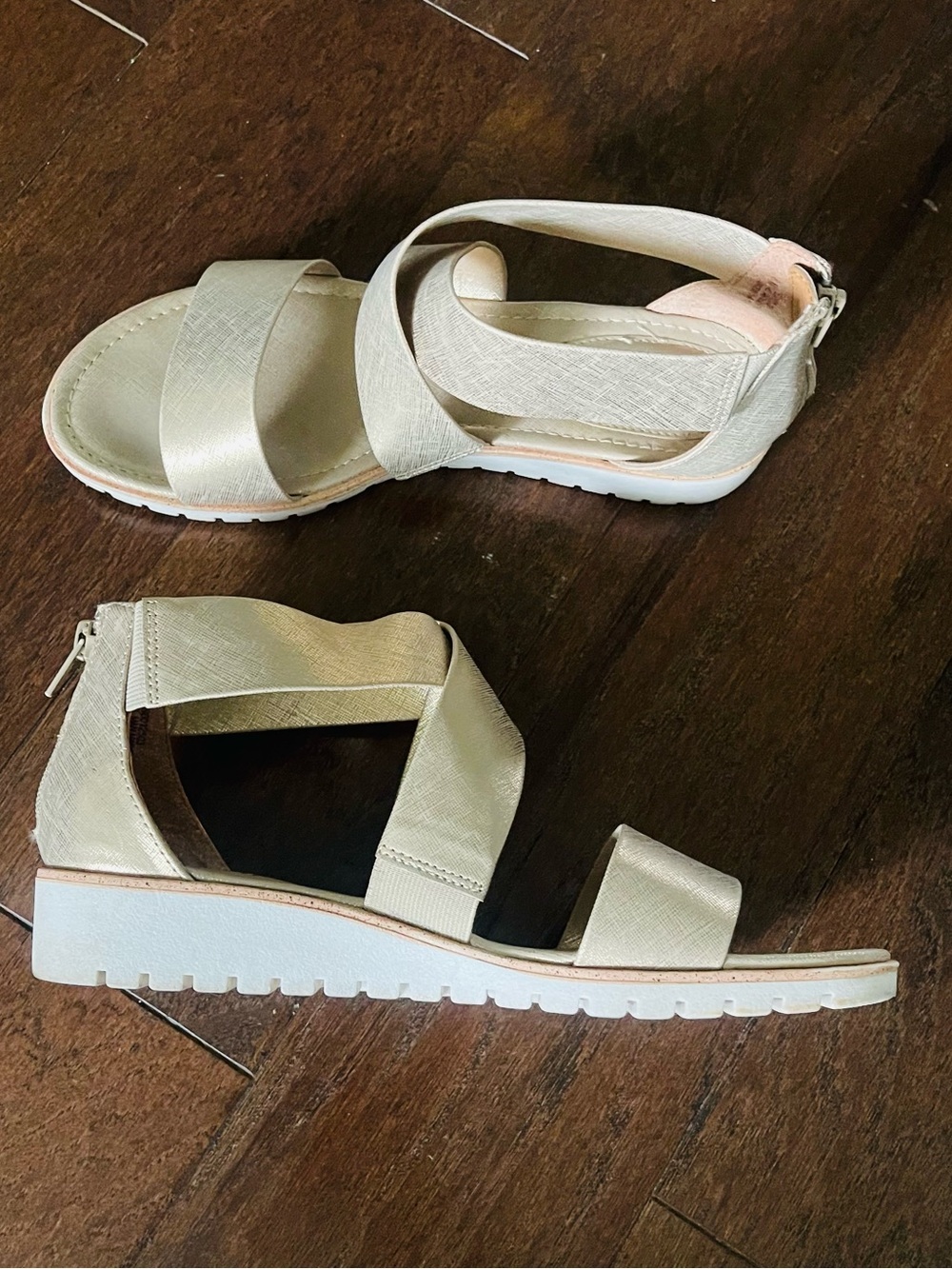 EüroSoft Sport Style Metallic  Sandals